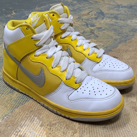 Nike Air Dunk Yellow 318676-101 Size 7 High Women’s - Picture 4 of 8
